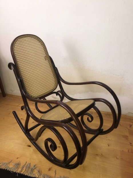 Thonet hintaszk