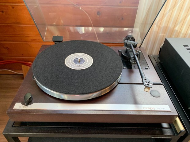 Thorens TD321 lemezjtsz MC hangszedvel ignyesnek elad