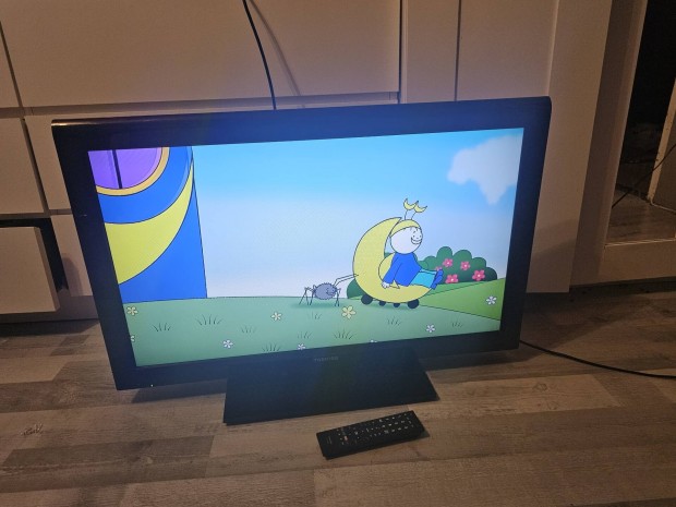 Thosiba 82 cm tv 