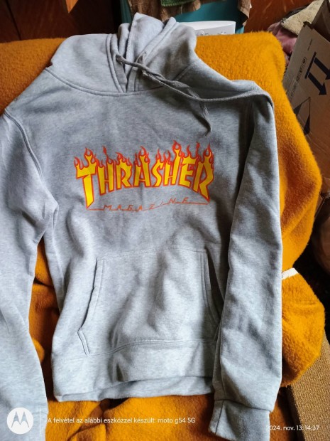 Thrasher kapucnis pulver!!