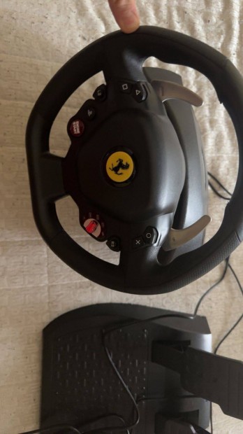 Thrustmaster T80 Ferrari 488 GTB Edition kormny