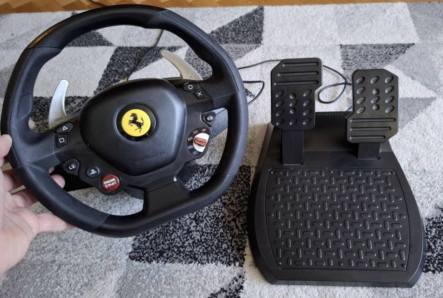 Thrustmaster T80 ferrari kormny