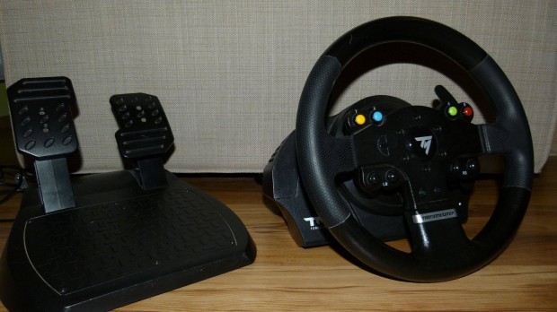 Thrustmaster TMX kormny