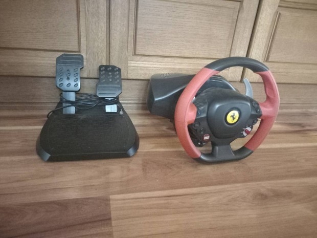 Thrustmaster ferrari xbox kormny/pc