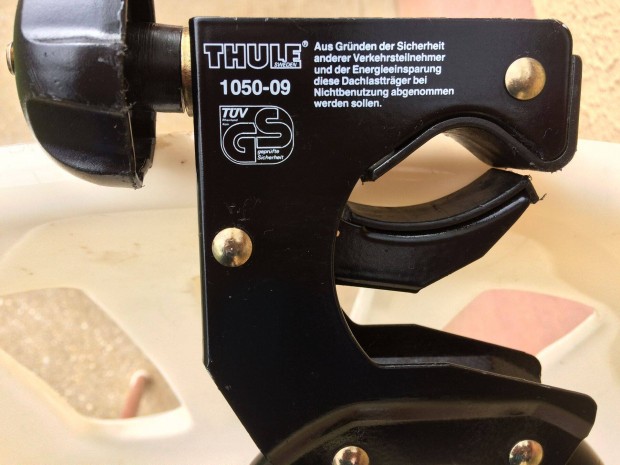 Thule 1050-09 kerékpártartó tető csomagtartóra, 1 db, eladó