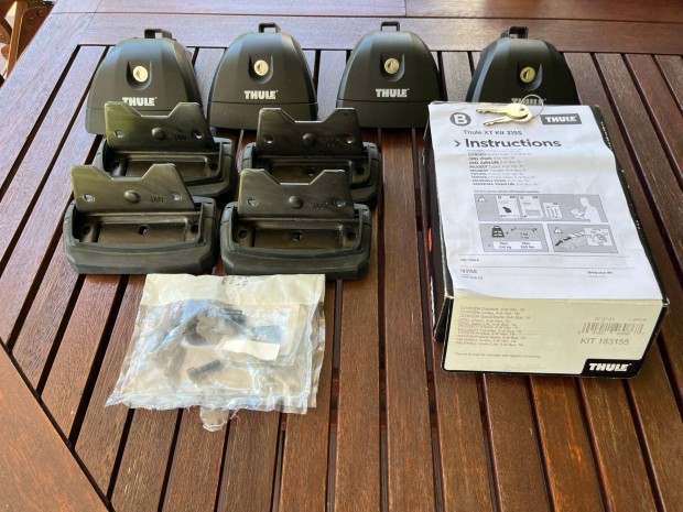 Thule 751 talpszet + 3155 Kit egyben vagy külön-külön eladó