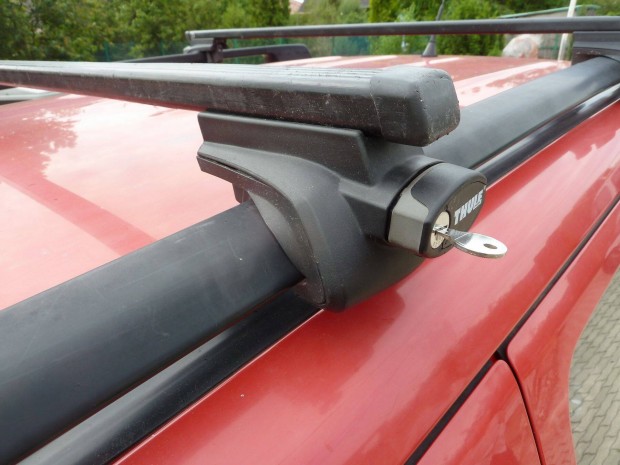 Thule 757 Passat Golf Astra Mazda Kombi Tetkorltos Tetcsomagtart
