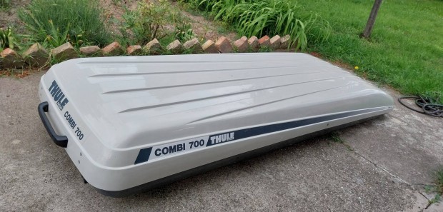 Thule Combi 700 hátul nyiló tetőbox,tetőcsomagtartó