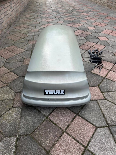 Thule Liberty 700 tetőbox