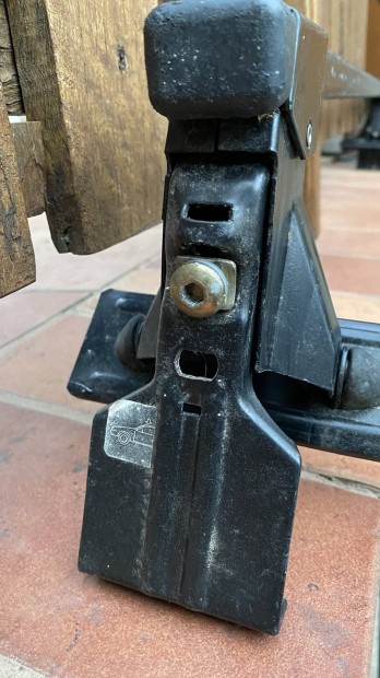 Thule Mercedes-Benz W124 tet�csomagtart�