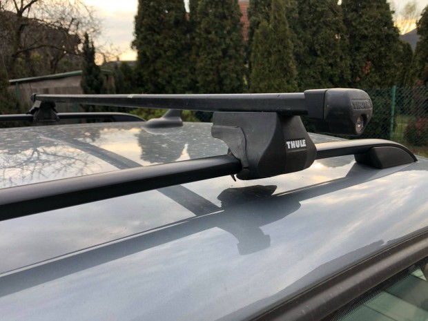 Thule VW Touran tetcsomagtart Lszlnak