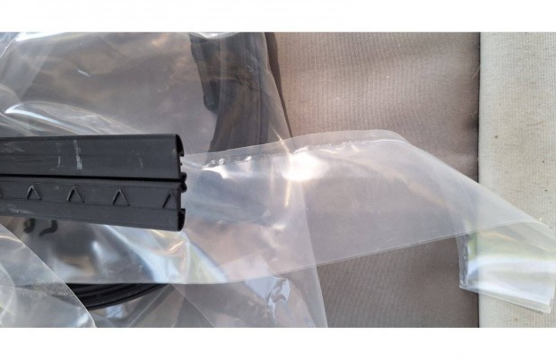 Thule Wingbar Evo Tetőcsomagtartó Gumi Új