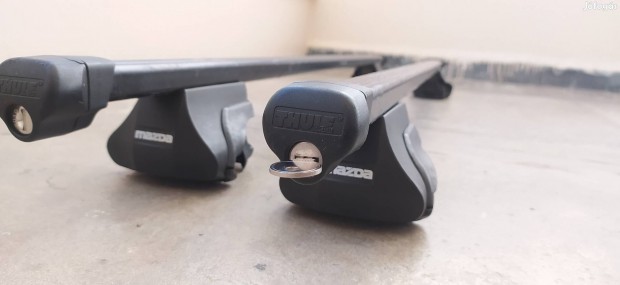 Thule (Mazda) tetcsomagtart tetkorltos kombira (VW, Ford, Skoda)