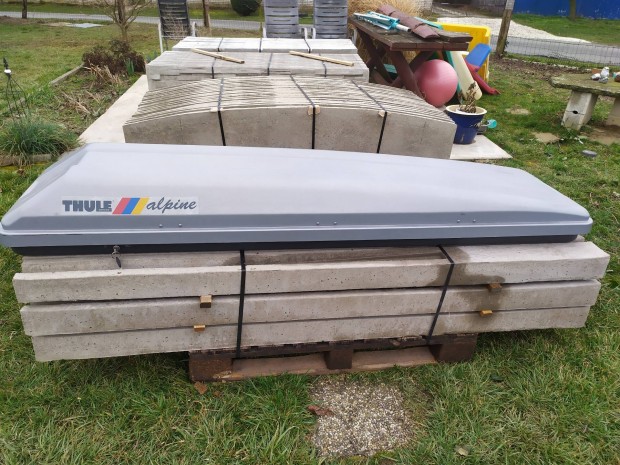 Thule alpine tetőbox