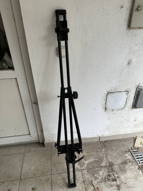 Thule biciklitartó tetőcsomagtartóra