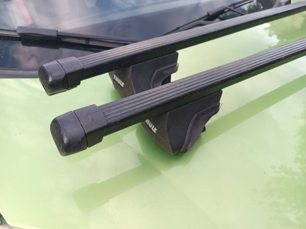 Thule csomagtartó tetőkorlátos 110mm