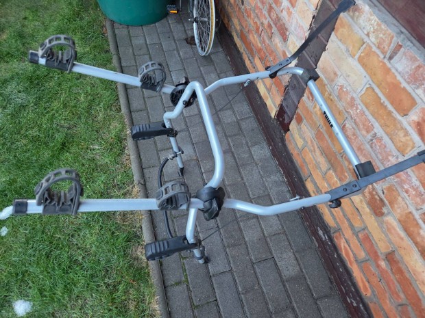 Thule ker�kp�rsz�ll�t� bicikli sz�ll�t� 5. h�ts� ajt�ra r�gz�thet� ela