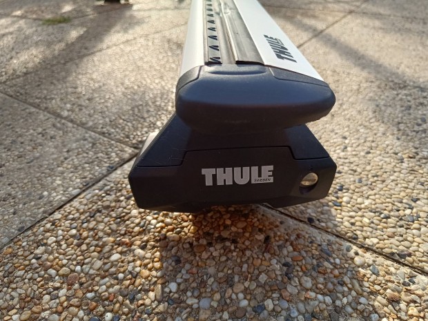 Thule sweden Opel Insignia B tet�csomagtart� tet�korl�t n�lk�lihez 