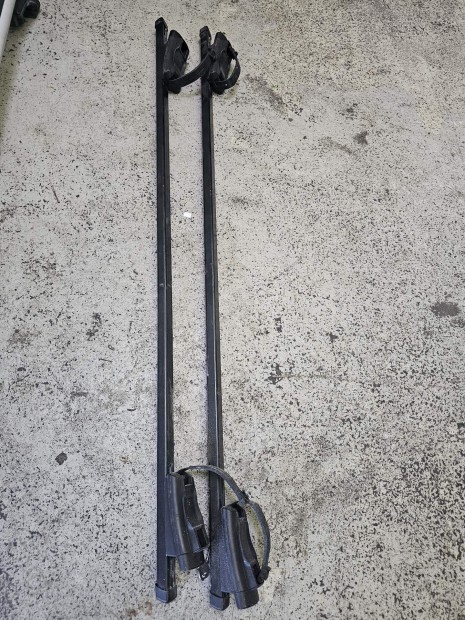 Thule tetcsomagtart 135 cm-es 