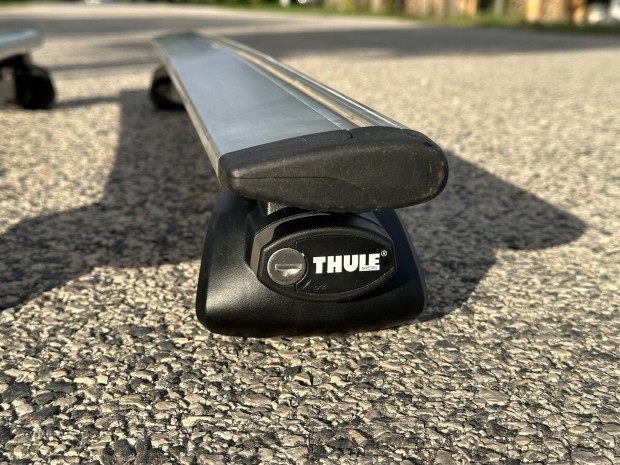 Thule tetcsomagtart, VW Passat (B7) 2010-2014, kombi, tetkorltos