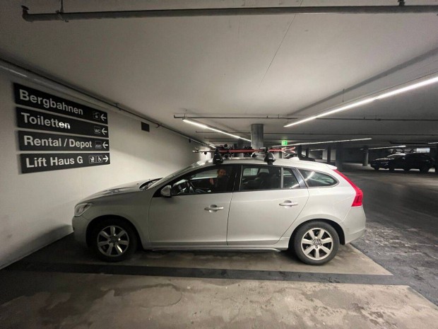 Thule tetcsomagtart - Volvo V60