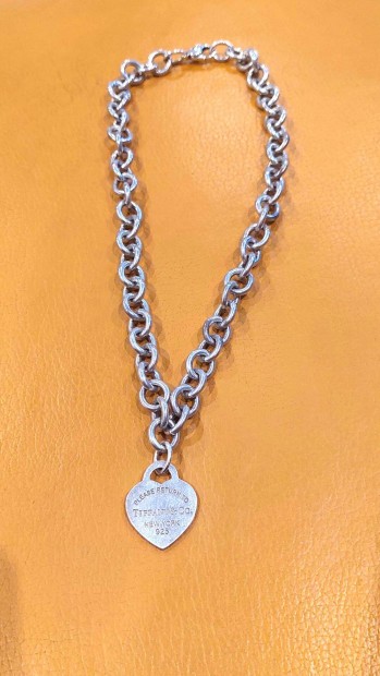 Tiffany&CO 925 ezüst nyaklánc szív medállal 67 gramm, 39 cm hosszú