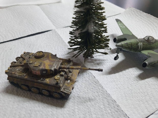 Tiger I, Me262 makett 1:72