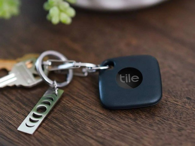 Tile Mate Smart Tracker