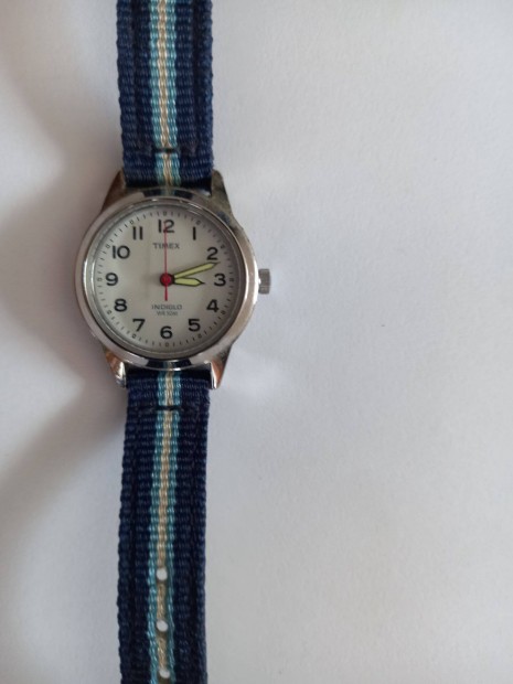 Timex indiglo alkalmanknt hasznlt ni karra quartz szerkezettel