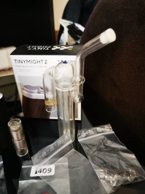 Tinymight 2 vaporizator sok kiegsztvel es gyari garanciaval