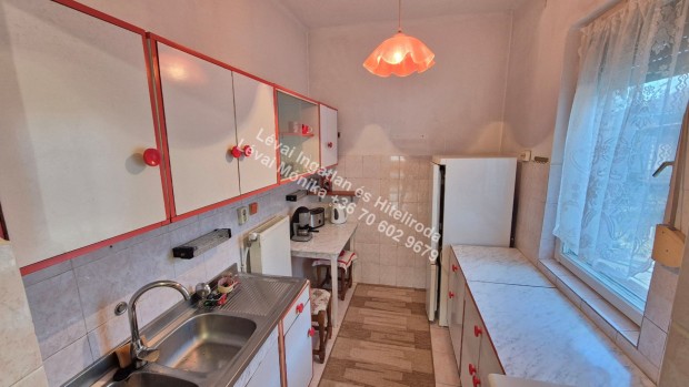 Tip-top csal�di h�z elad� B�k�scsab�n (Jamin�ban)