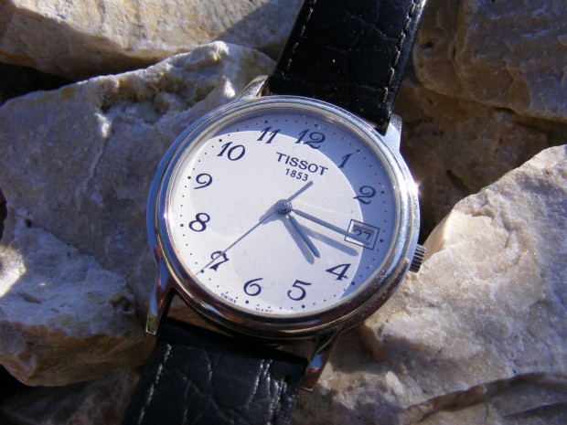 Tissot ni quartz karra ra