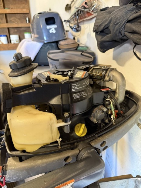 Tiszai lemezcsnak, 4LE Yamaha motorral