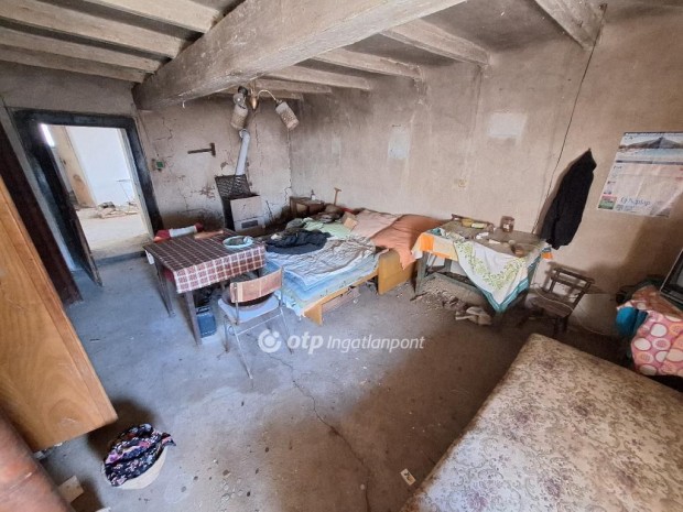 Tiszak�rti elad� 52 nm-es h�z