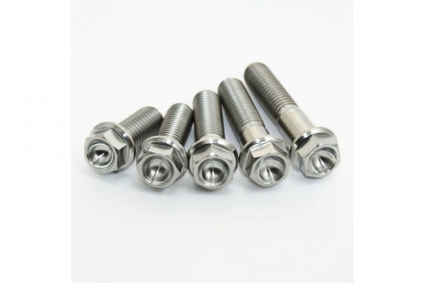 Titán csavarok Scar motor YZ 65