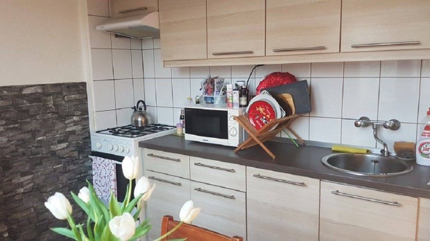 T� K�zel�ben 1.5 Szob�s Lak�s Elad� !