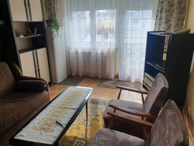 T�bb, mint egy j� helyen l�v� lak�s