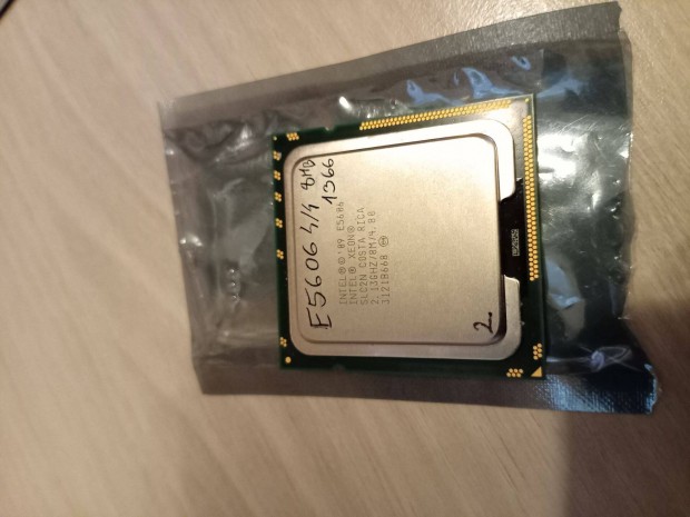 Több darab LGA1366 processzor egyben eladó