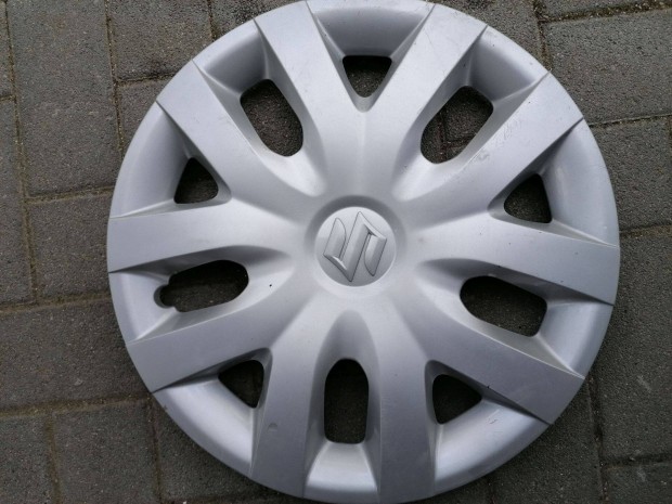 T�bb darab j� �llapot� 14"-os gy�ri Suzuki d�szt�rcsa elad�