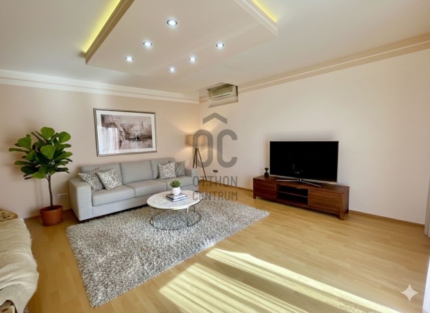 T�bb gener�ci�s csal�di h�z