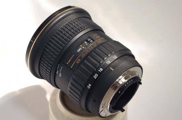 Tokina / Nikon / SD 12-24mm f4 DX AF objektv