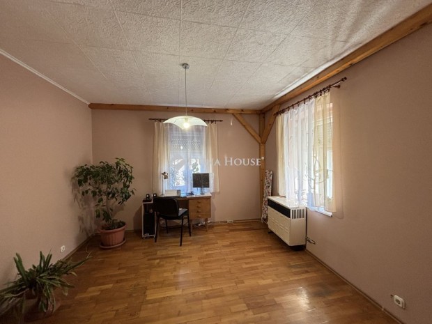 Tokodi 42 nm-es h�z elad�