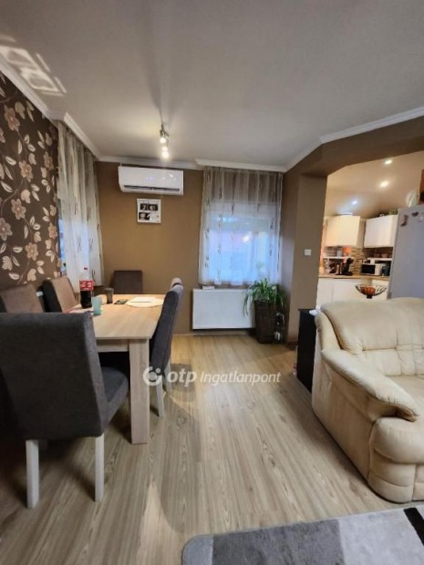 T�k�li 106 nm-es h�z elad�