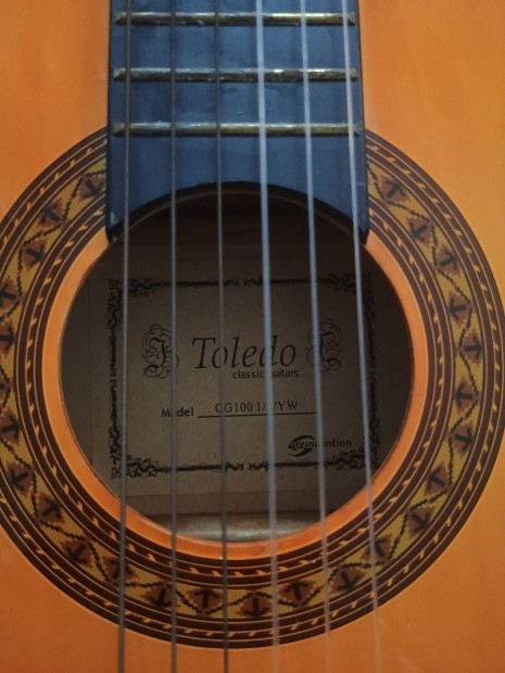 Toledo Gitár + Tok
