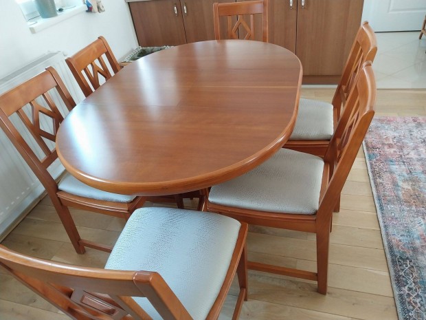 T�lgyfa �tkez�garnit�ra (b�v�thet� asztal + 6 sz�k) Kiv�l� �llapot!