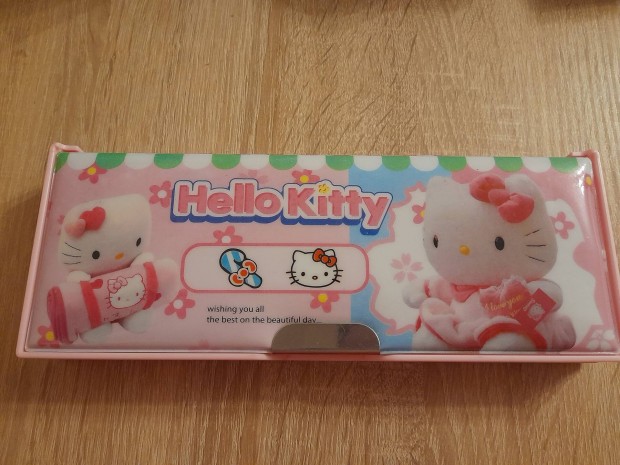 Tolltart. Hello Kitty mgneszras tolltart 