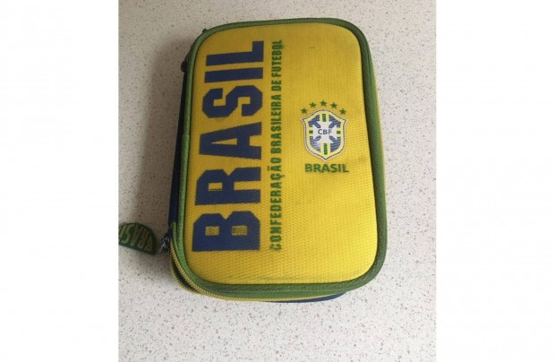 Tolltart emeletes iskola focis Brasil