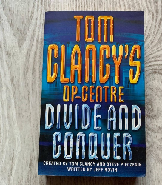 Tom Clancy - Divide and Conquer