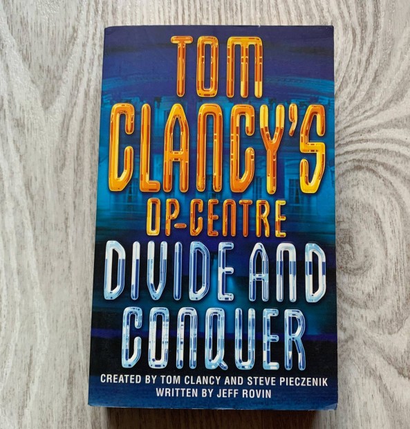 Tom Clancy - Divide and Conquer