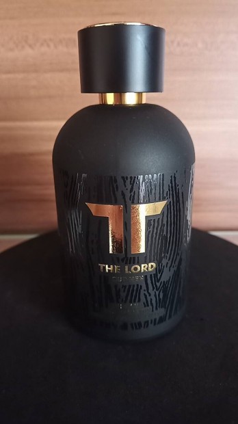Tom Ford jelleg frfi parfm illat utnzat 100ml